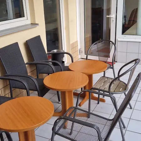 Apartment Schoene Monteurwohnung Im Zentrum Von Bingen *